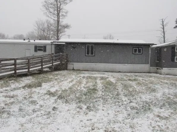 2098 Cranberry Rockland Rd, Kennerdell, PA 16374