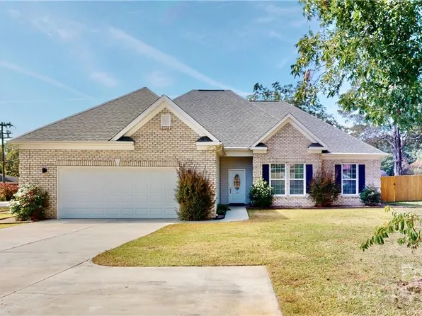 1805 Valleydale Rd, Charlotte, NC 28214