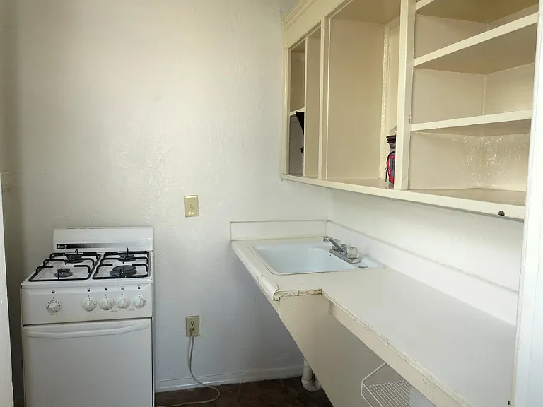 1219 N El Paso St #1 — Photo 8