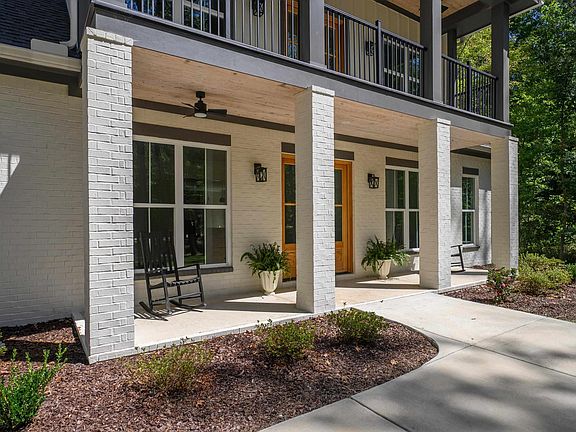 5th image of 161 Hodgens Rd