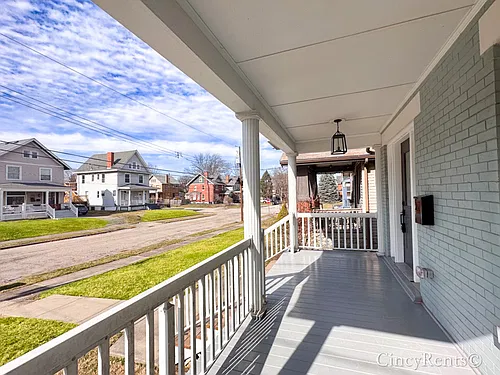 3752 Spencer Avenue- Meticulously Renovated 5bd 2ba single family home- Porch - Deck- Fenced Yard... — Photo 2