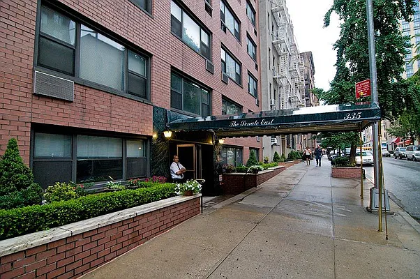 Rented by Sterling Holdings | media 26