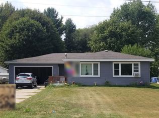 566 S Hemlock Rd, Hemlock, MI 48626