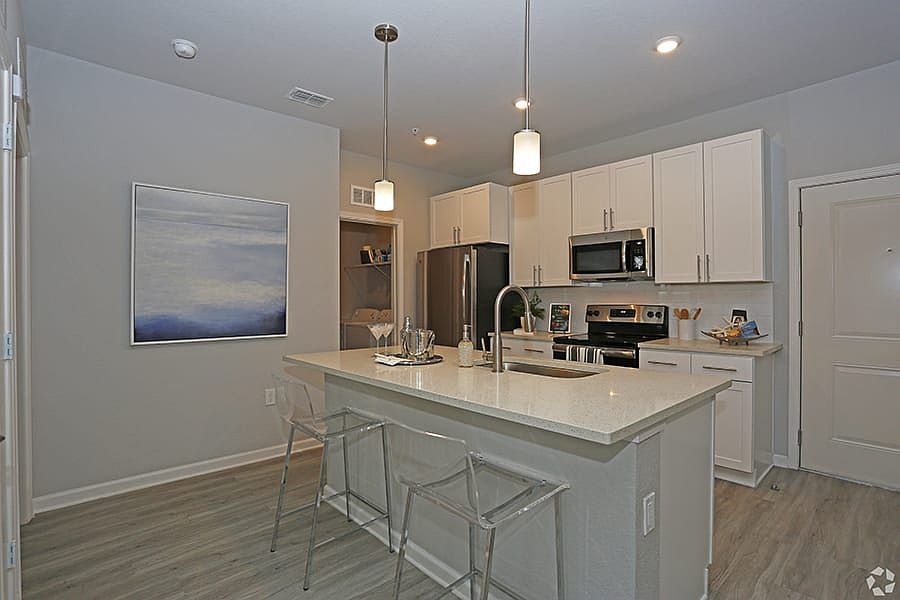 1st image of 1551 Flournoy Cir #10400