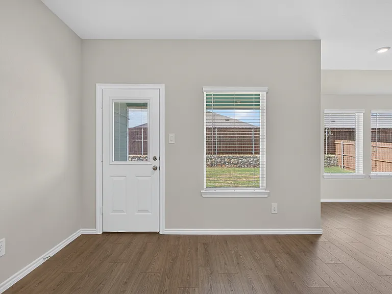 717 Sweet Pea Dr — Photo 24