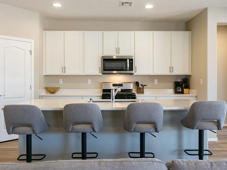 6049 Nauman Dr SE — Photo 6