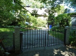 24 Walnut St APT 2, Brookline, MA 02445