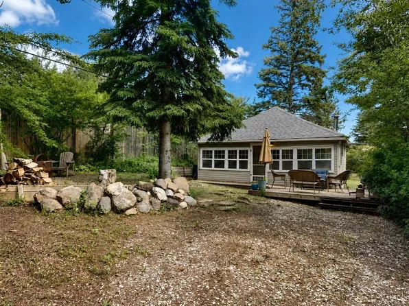 144 6th St S, Seba Beach, AB T0E 2B0