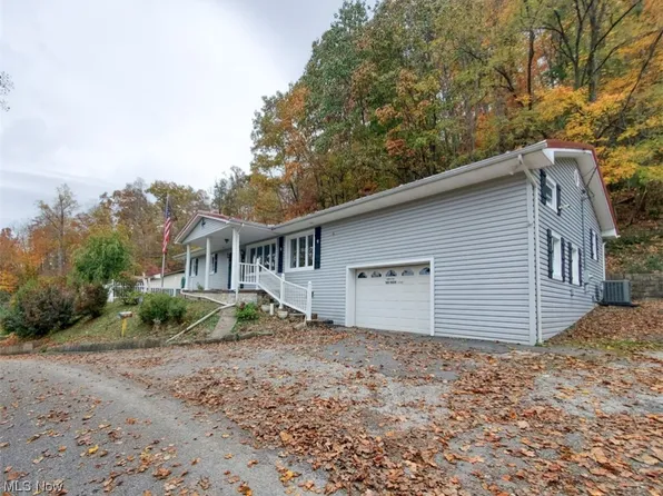 145 High St, Gauley Bridge, WV 25085