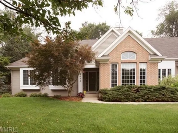 9025 Cotters Ridge Rd, Richland, MI 49083