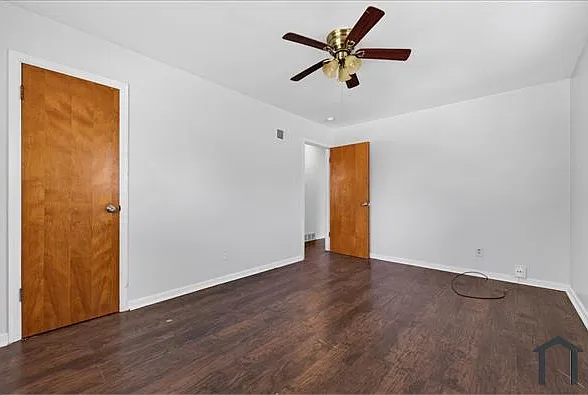 8930 Sides Ct — Photo 18
