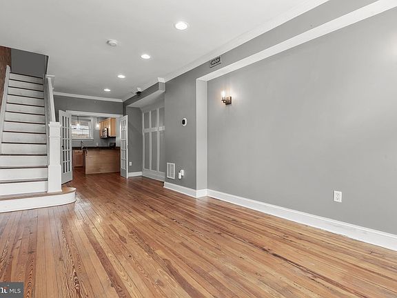 5th image of 711 S Decker Ave