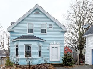 3 E St, Kittery, ME 03904