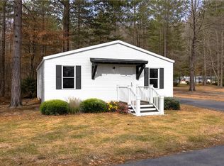 4B Houle St, Sabattus, ME 04280