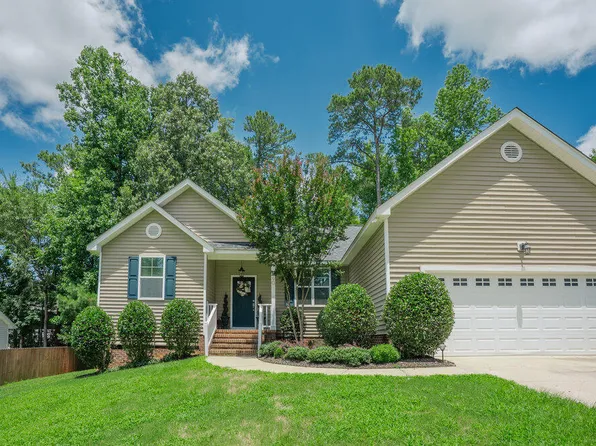 90 Weatherly Dr, Franklinton, NC 27525