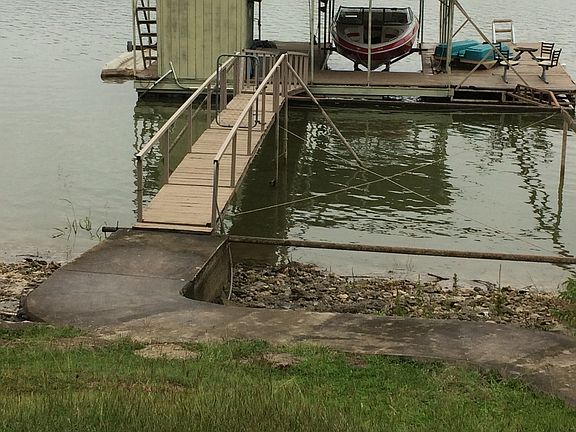 4th image of 501 County Road 611