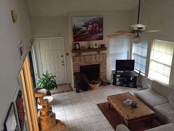 3rd image of 2611 Grants Lake Blvd