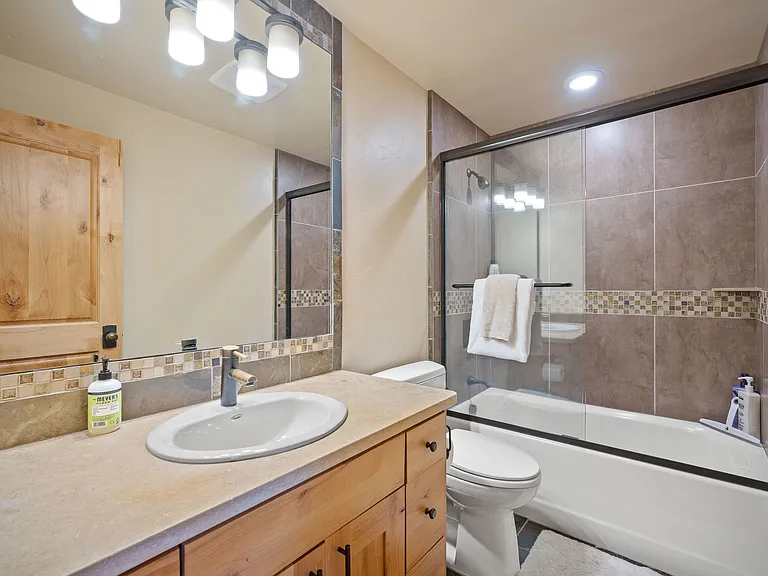 9353 Heartwood Dr — Photo 27