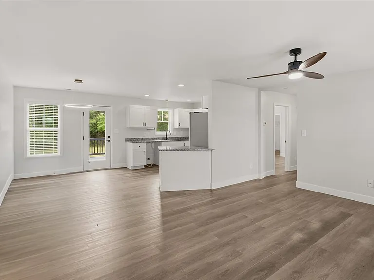 170 Starlight Dr — Photo 11