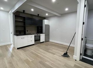 727 De Kalb Ave #3A, Brooklyn, NY