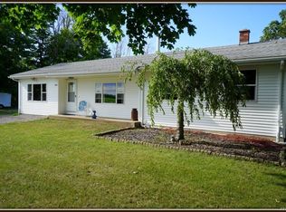 9201 Lake Rd, Barker, NY 14012