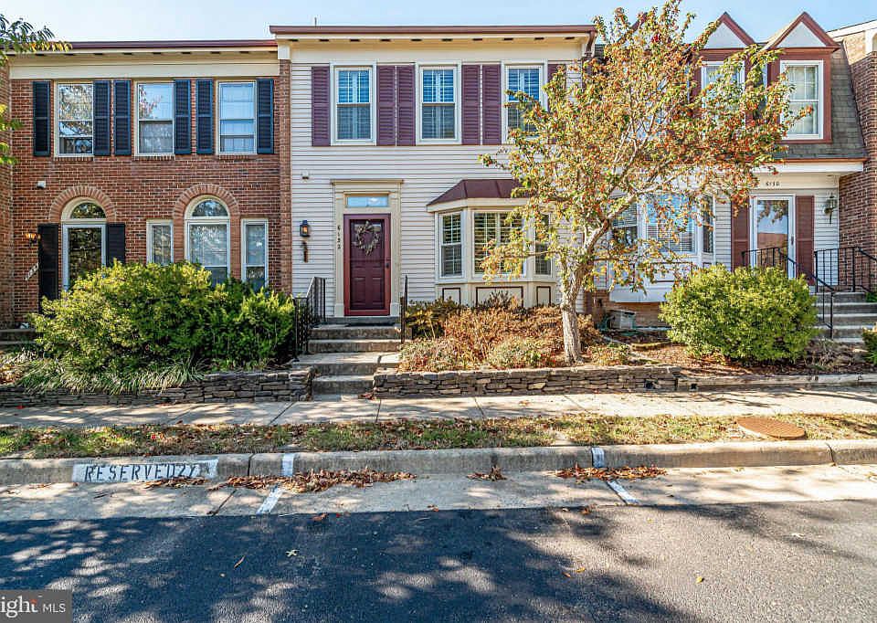 1st image of 6132 Wellington Commons Dr