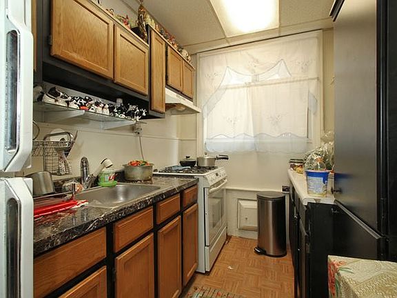 4th image of 3215 81st Street