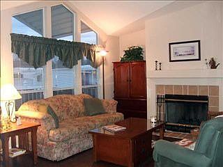 4th image of 1301 S Hale Ave Space 31