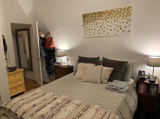 Rented by Compass | media 20