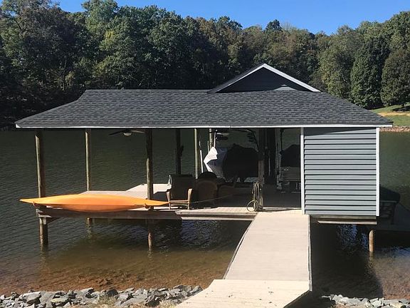 3rd image of 1321 Deerfield Dr