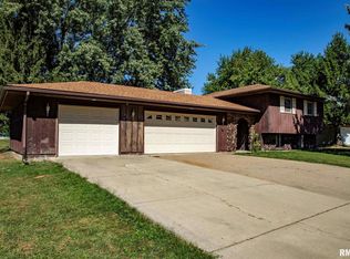 405 Middleburg Dr, Sherman, IL 62684