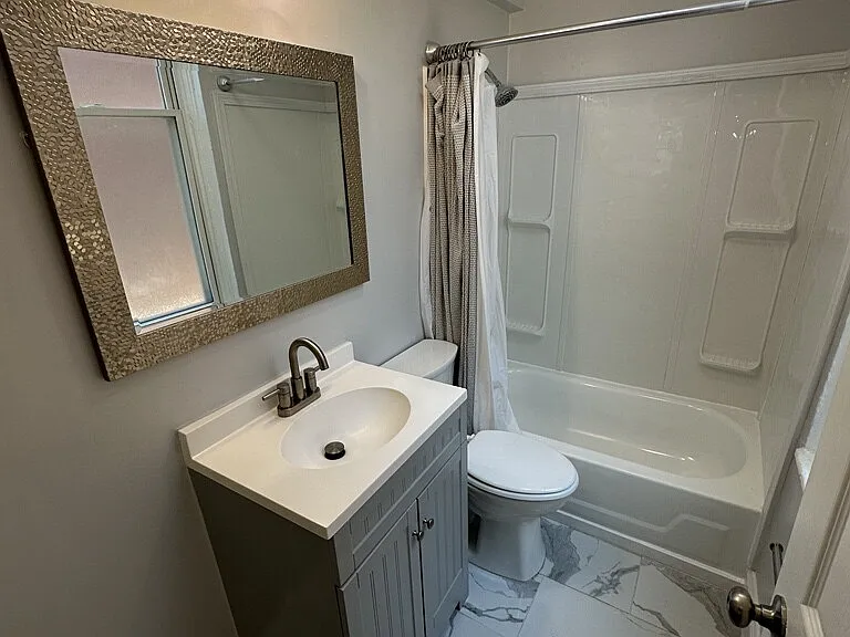 2153 Loth St #1 — Photo 12