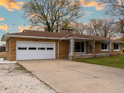 2324 S Cameron Ln, Peoria, IL, 61607