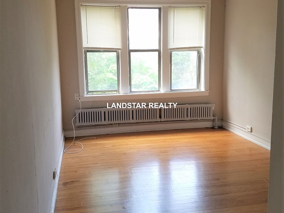 1st image of 1371 W Estes Ave APT 3C
