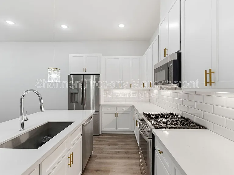 4605 Lavatera St — Photo 9