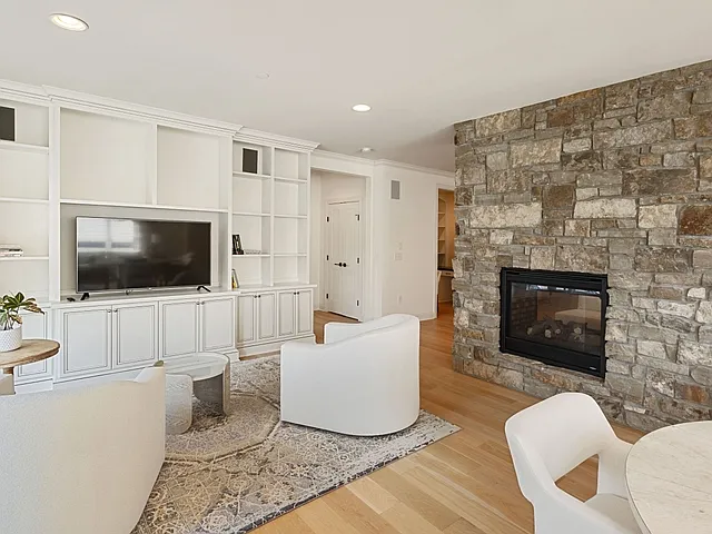 875LRShelving_07272025