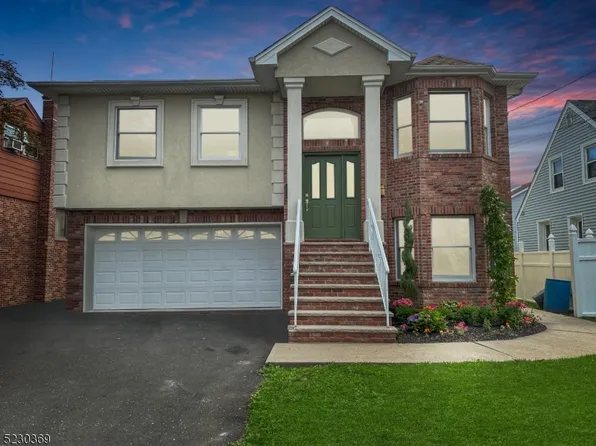 90 Mckinley Ave, Lodi Boro, NJ 07644