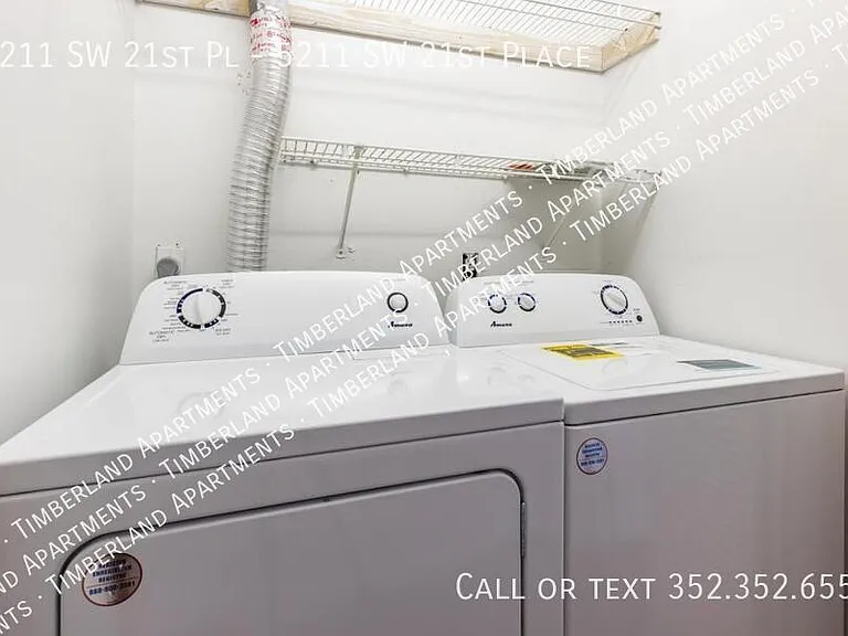 5211 SW 21st Pl #5211 SW 21ST PLACE — Photo 5