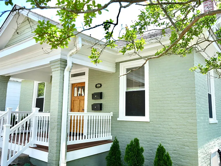 406 Hedge St — Photo 4