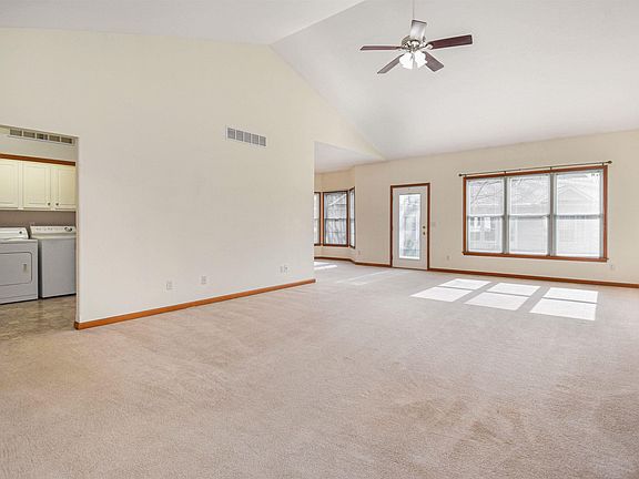 5th image of 1232 Park Way #32