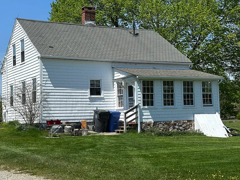 407 Grant Hill Rd — Photo 2