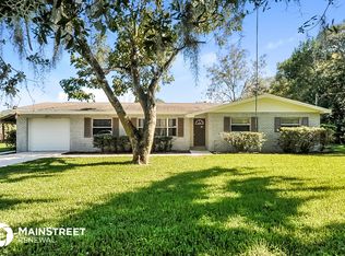 3417 Pearson Rd, Valrico, FL 33596