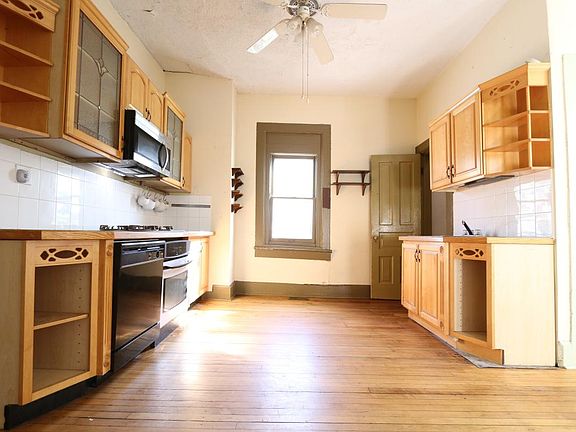 2nd image of 1851 S Allport St #Ch