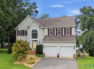 5712 Stephens Point Ct, Chester, VA 23831