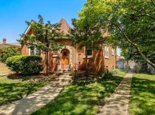 3841 Clinton Ave, Berwyn, IL 60402