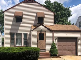 5624 Archmere Ave, Cleveland, OH 44144