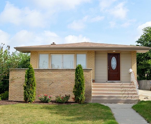 1st image of 5508 Oakdale Dr