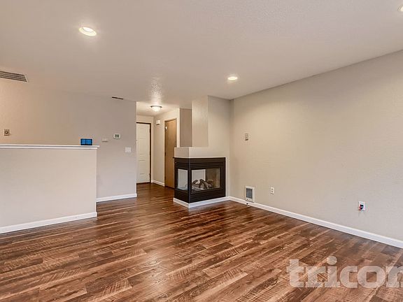 5th image of 21612 49th Avenue Ct E