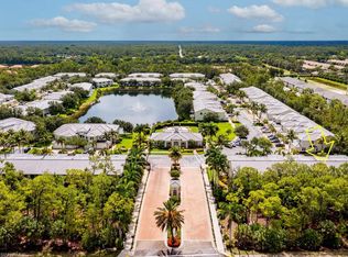 1305 Mariposa Cir APT 102, Naples, FL 34105