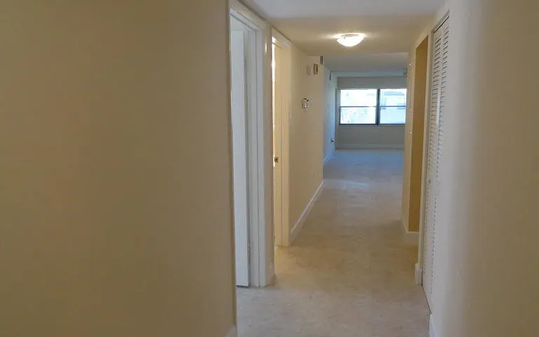 2018 SW 29th Ct #6A2 — Photo 15